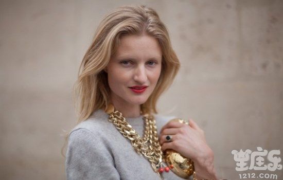 白羊座上班最喜欢做的奇葩事1