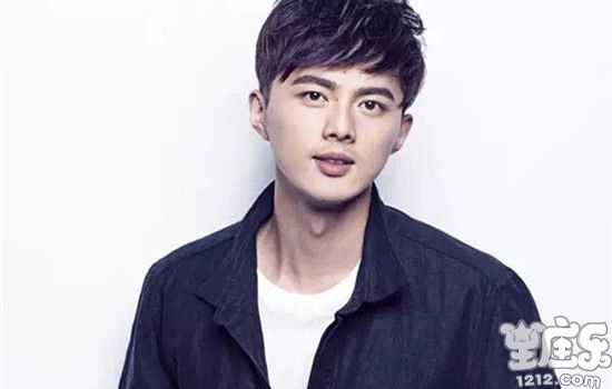 叶祖新是什么星座?3