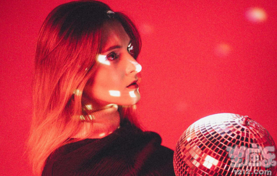 十二星座对你做出这样的举动证明对你有好感哦1